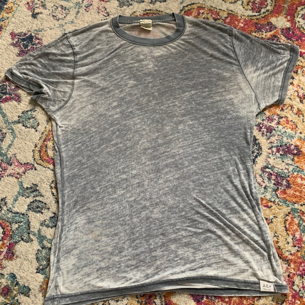 Men’s Abercrombie and Fitch tee